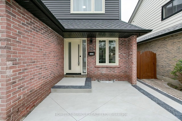 52 Foxacre Row