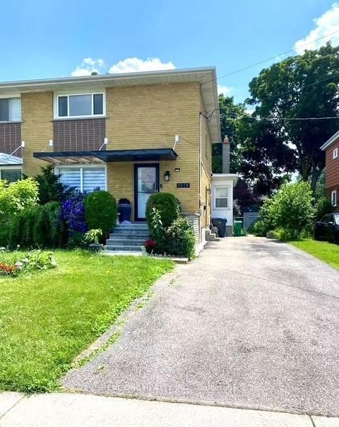 3578 Queenston Drive