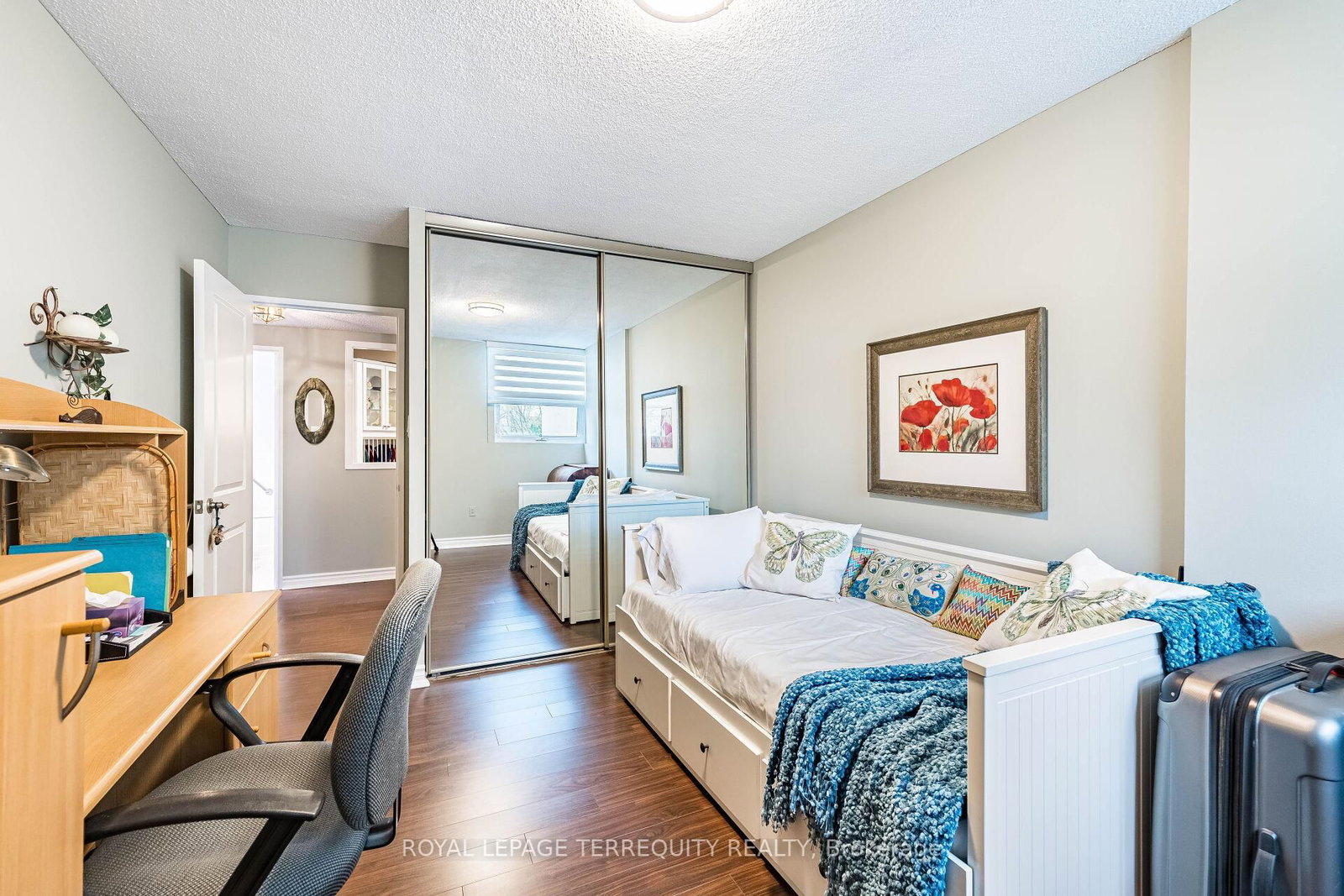 299 Mill Road, Unit 306 - Photo 24