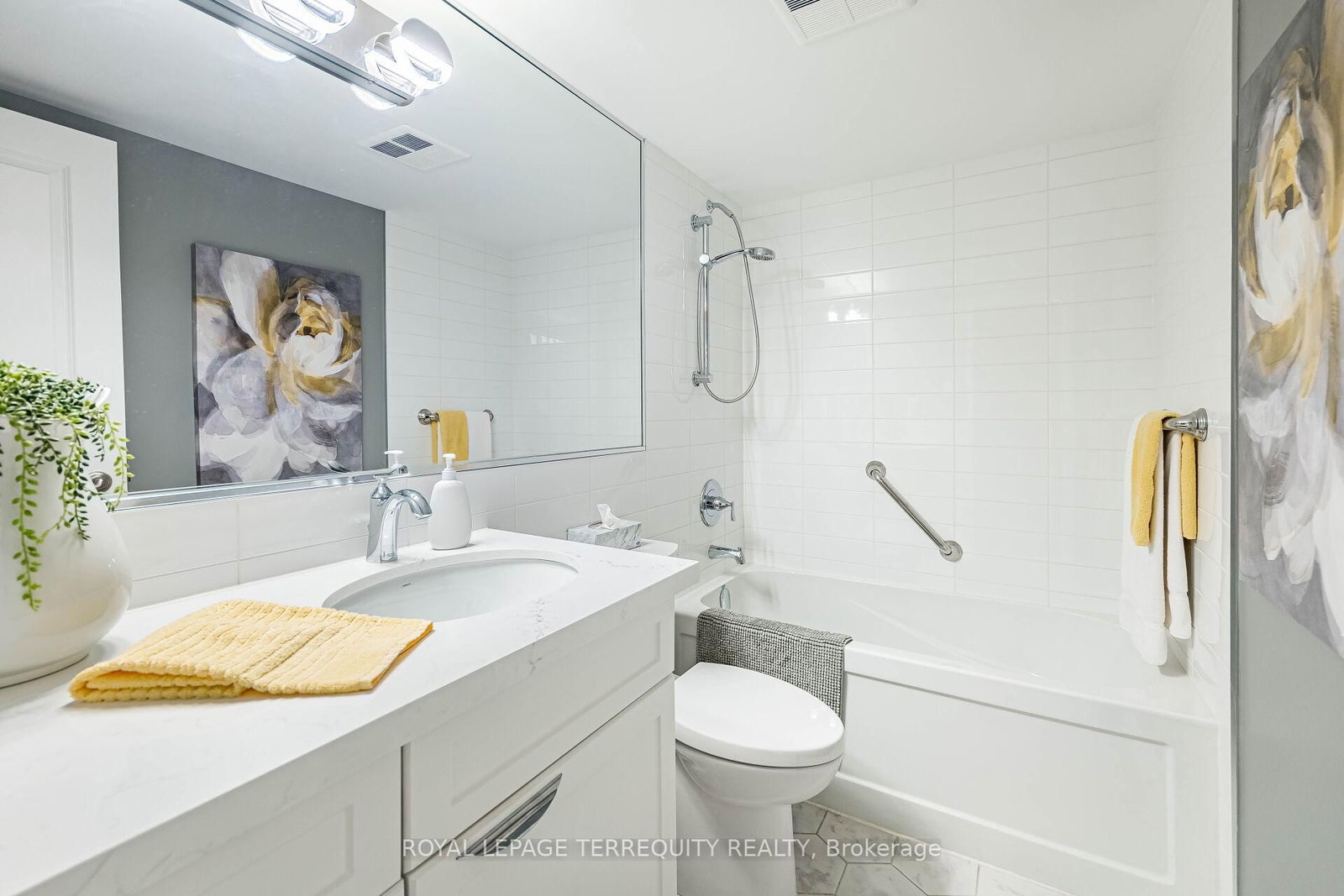 299 Mill Road, Unit 306 - Photo 25