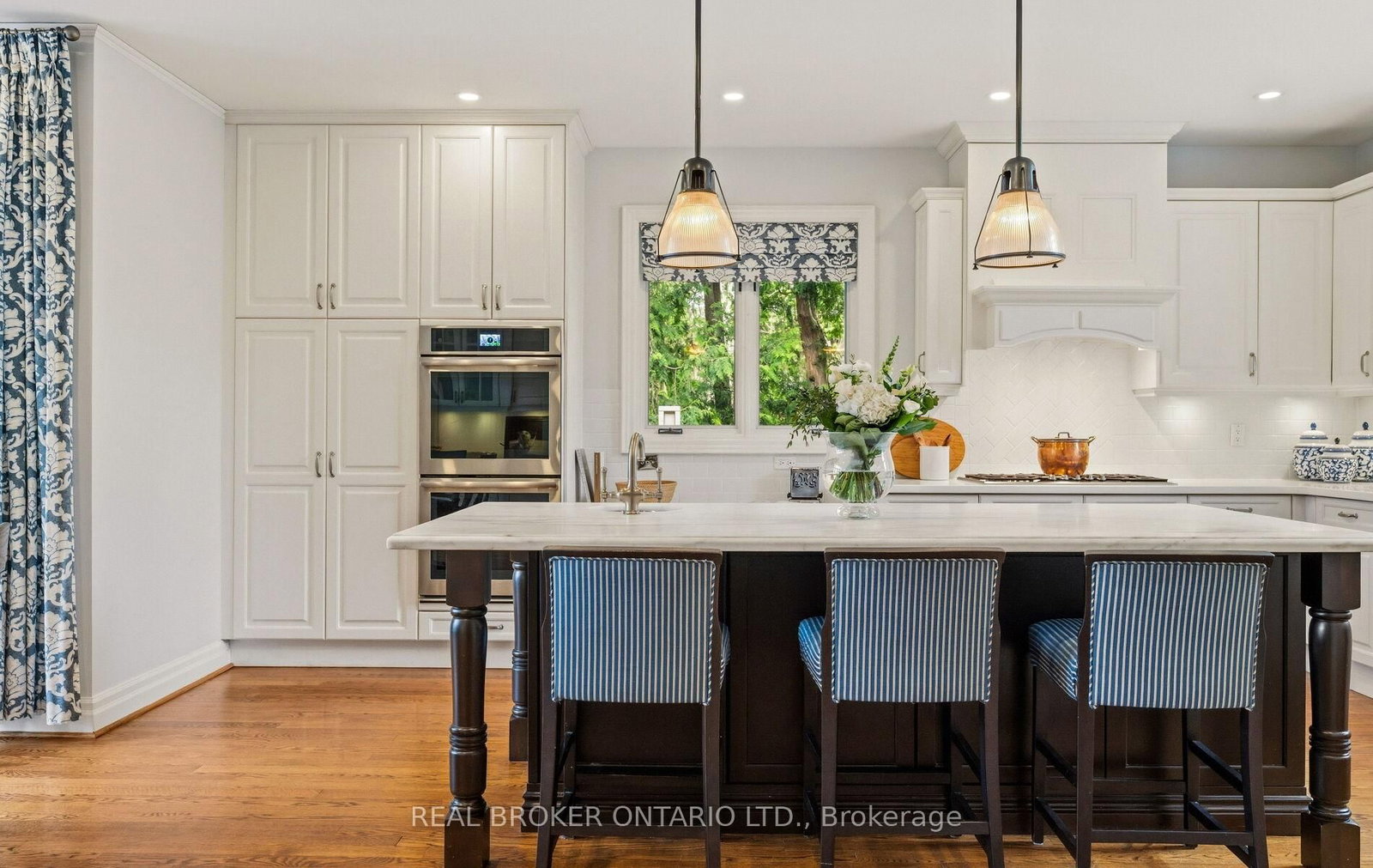 37 Lorraine Gardens - Photo 19