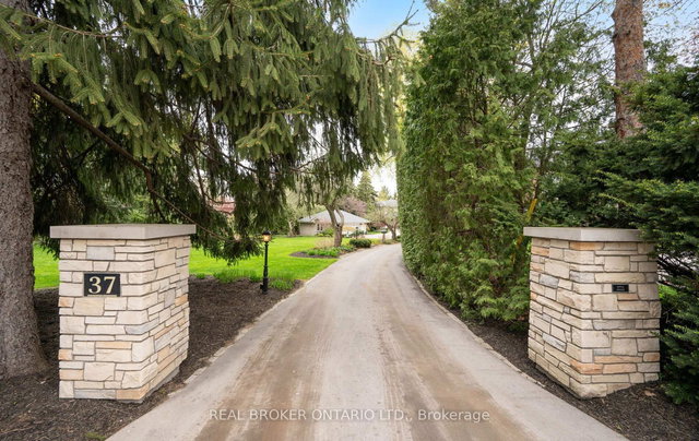 37 Lorraine Gardens