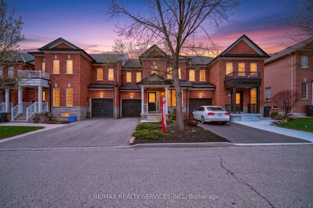 12 Nutwood Way
