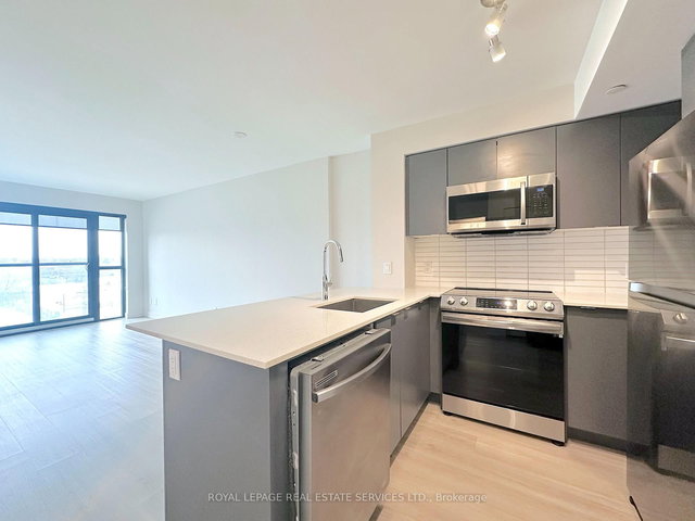 514 - 3385 Dundas Street W