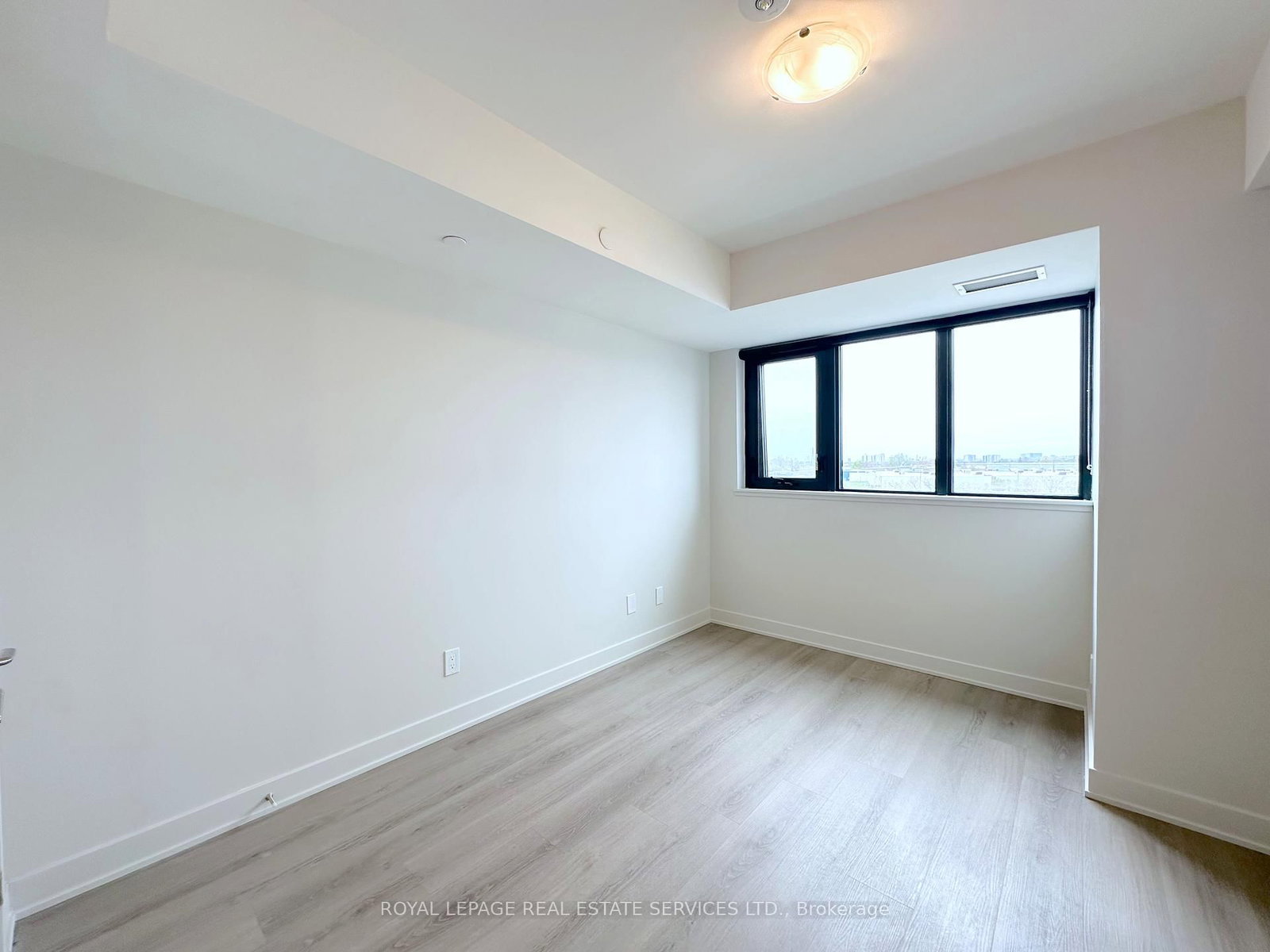 3385 Dundas Street W, Unit 514 - Photo 6