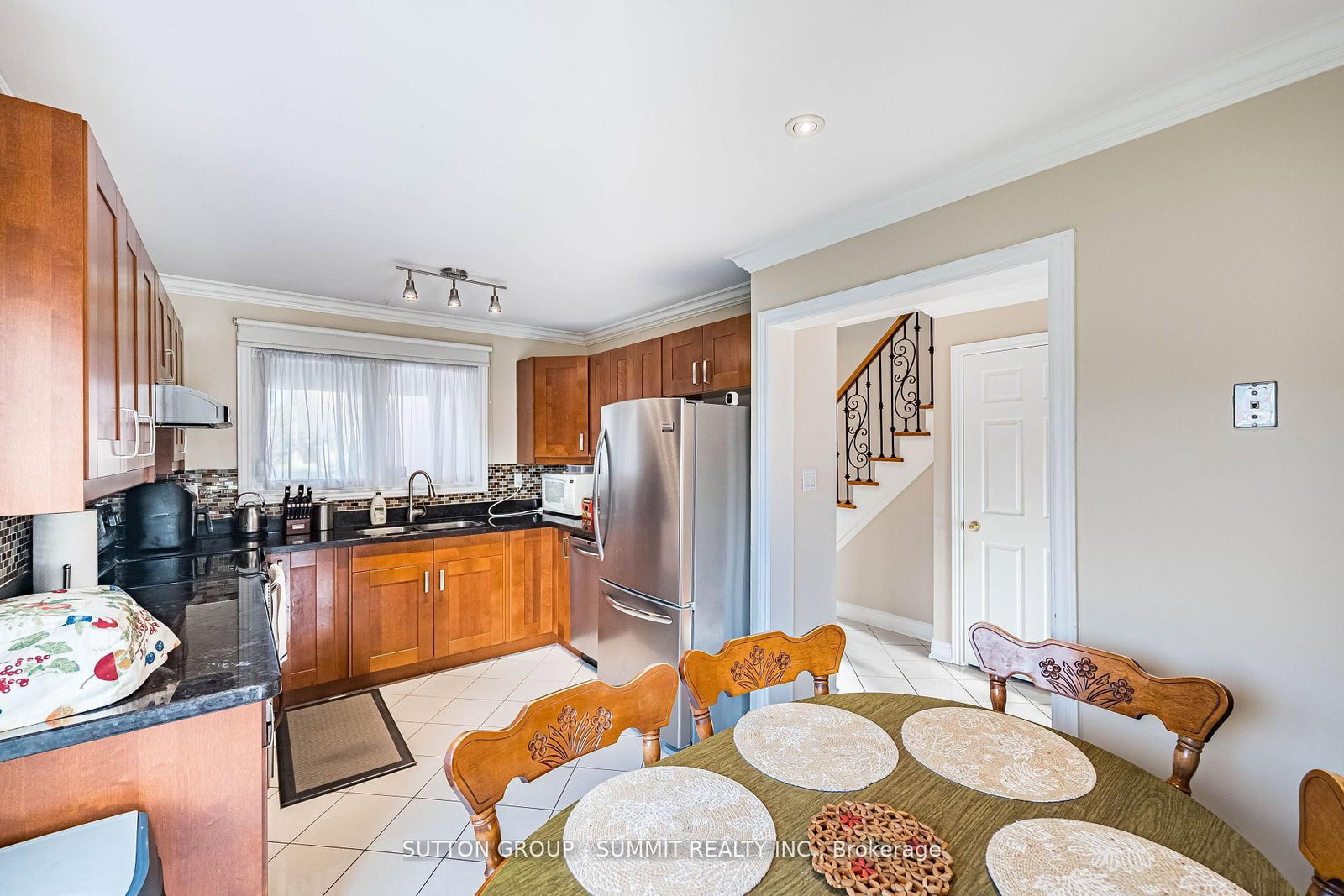 4284 SAWMILL VALLEY Drive - Photo 19