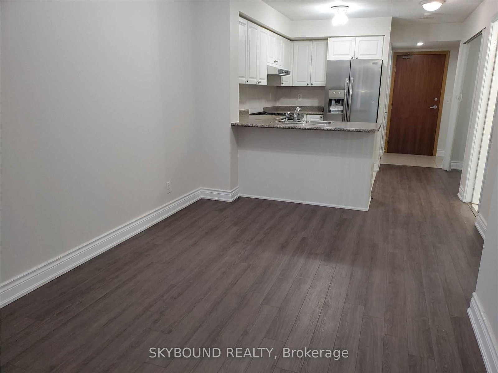 33 Elm Drive W, Unit 807 - Photo 4