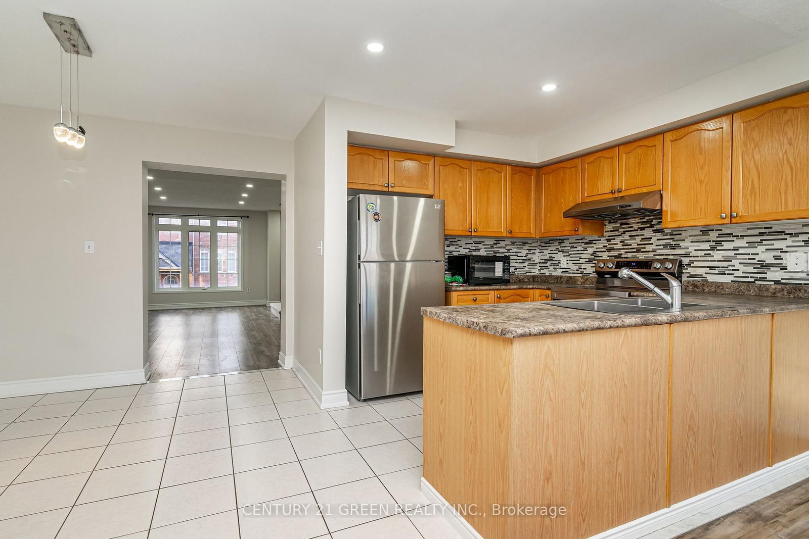 449 Aspendale Crescent - Photo 12