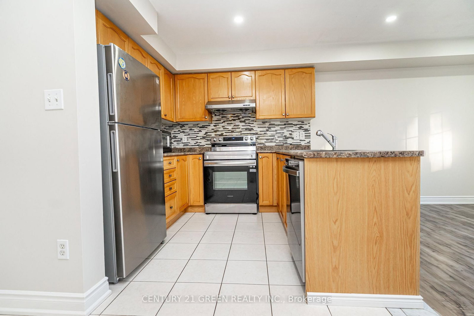 449 Aspendale Crescent - Photo 13