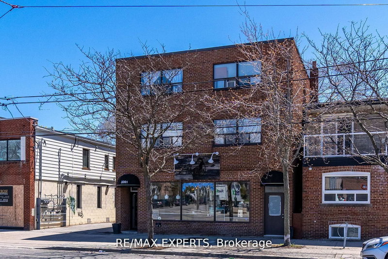 home for lease on 102-3261A Lake Shore Boulevard W