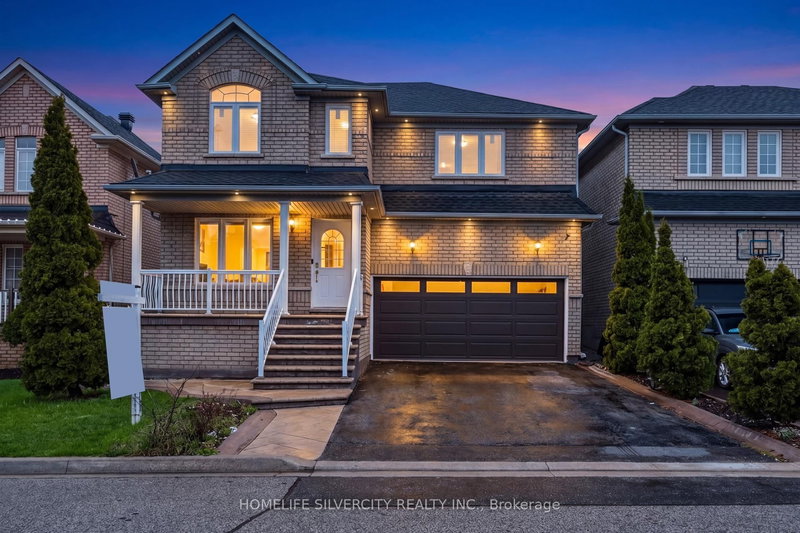 29 Beachpoint Blvd, Brampton, Ontario