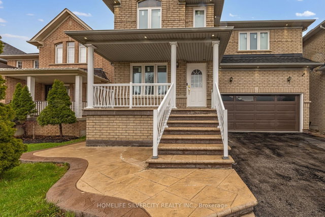 29 Beachpoint Boulevard