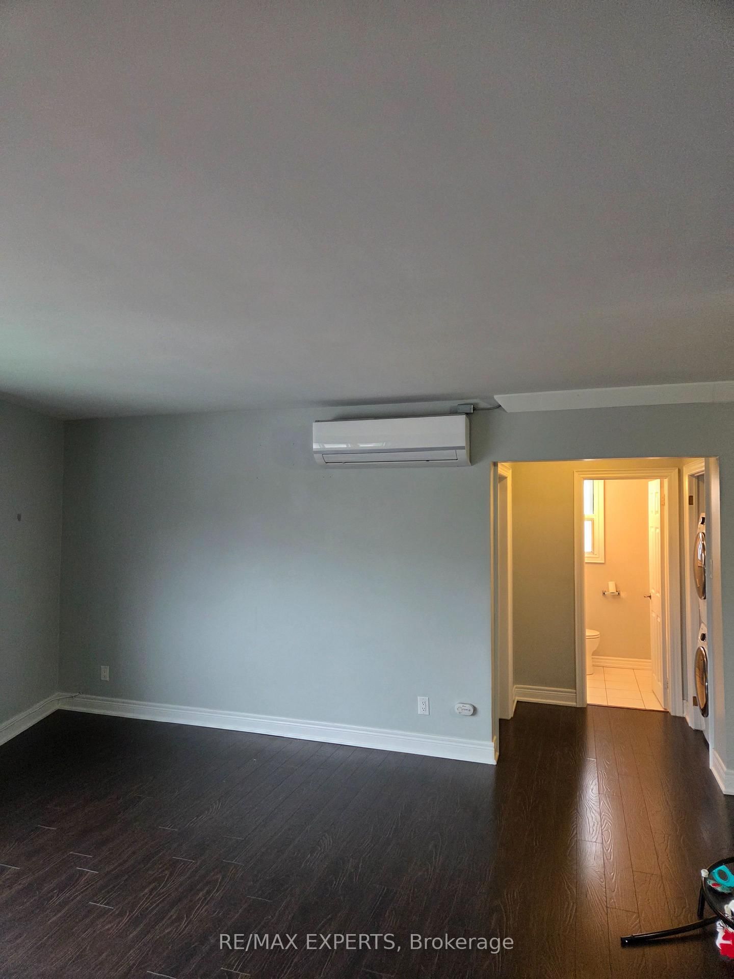 21 Scarlett Road, Unit 1 - Photo 8