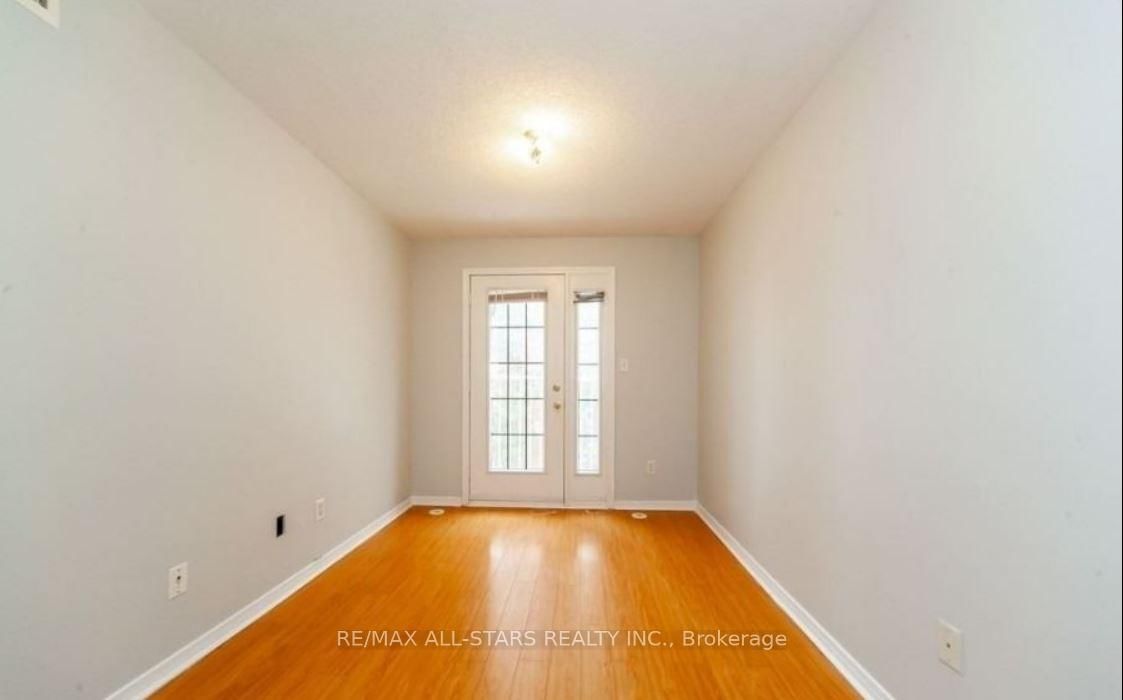 37 Four Winds Drive, Unit 105 - Photo 14