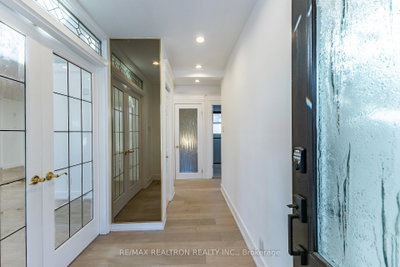 1480 Kenmuir Avenue — photo 5