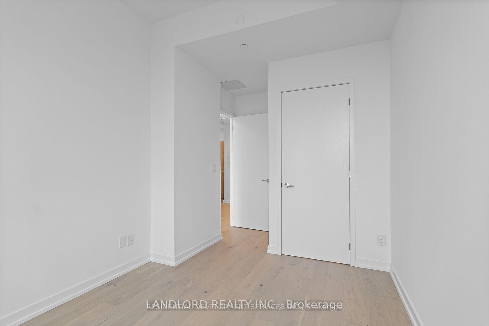 3100 Keele Street, Unit 1210 - Photo 14