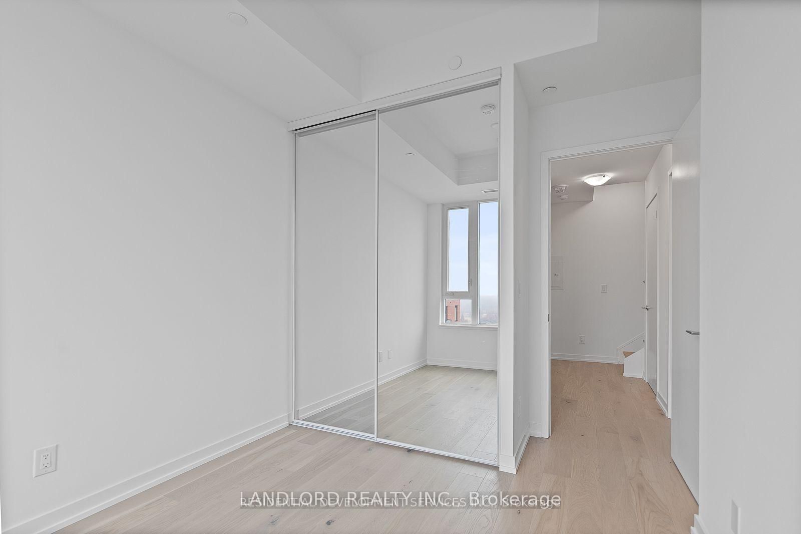 3100 Keele Street, Unit 1210 - Photo 16