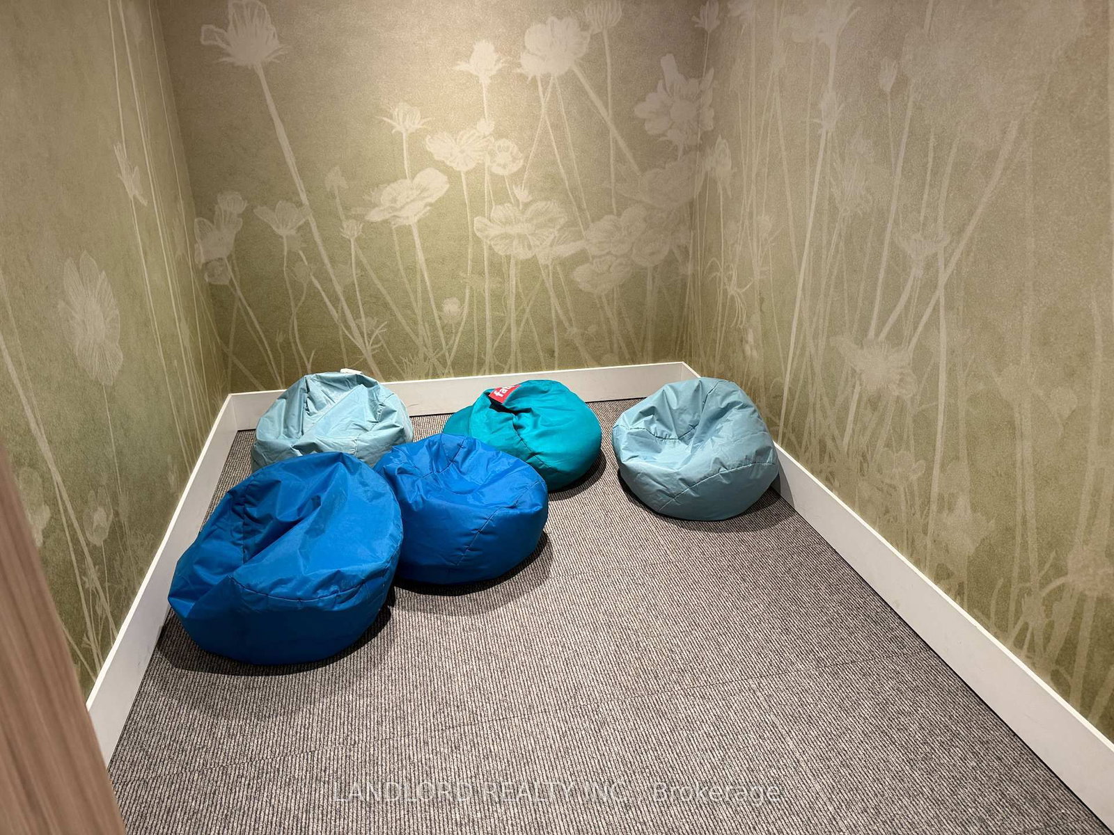 3100 Keele Street, Unit 1210 - Photo 28