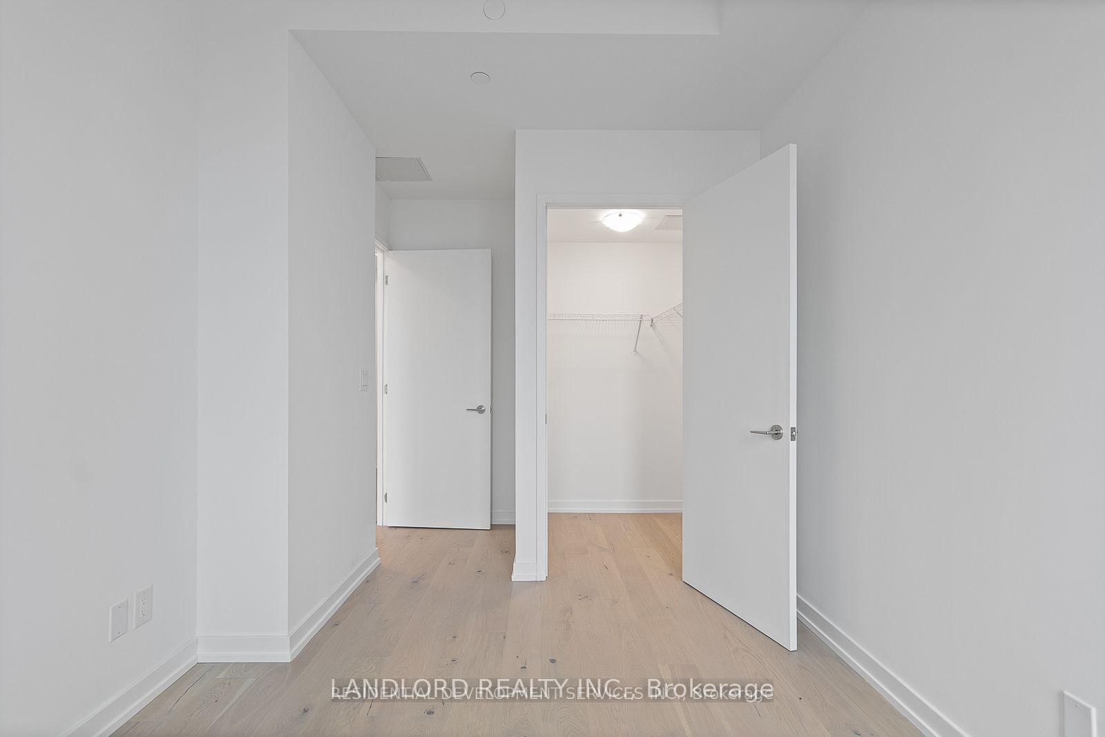 3100 Keele Street, Unit 1210 - Photo 9