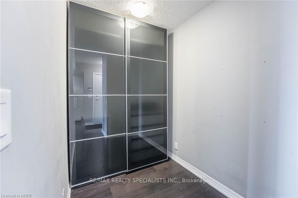 1940 IRONSTONE Drive, Unit 705 - Photo 32
