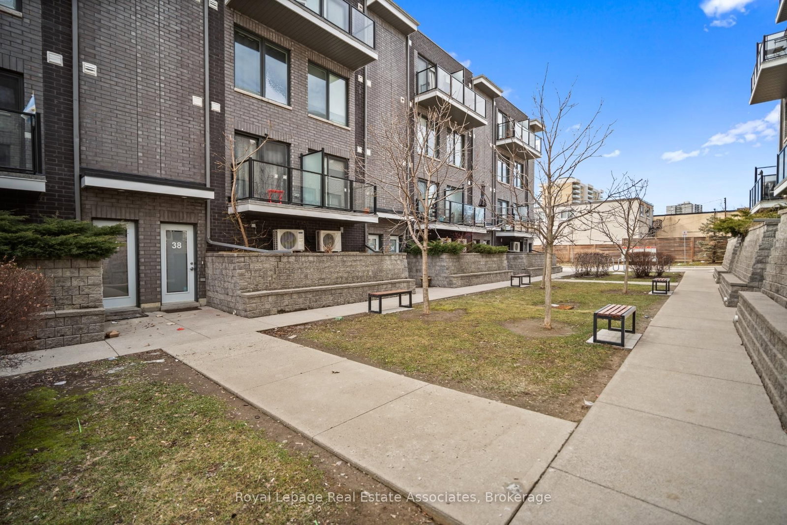 2059 Weston Road, Unit 40 - Photo 35