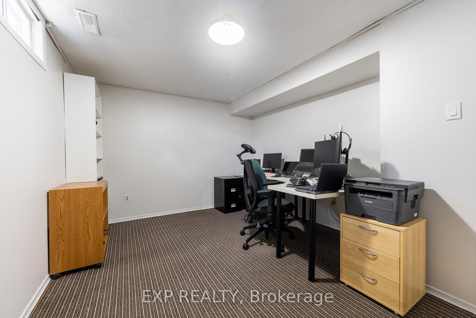 584 Elliott Crescent - Photo 29