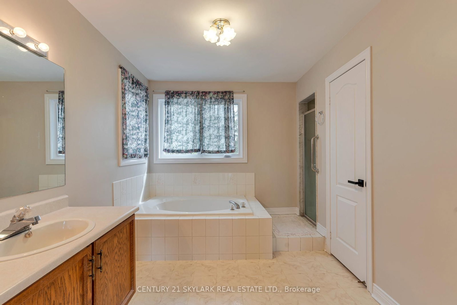 4 Leeward Drive • Brampton, ON photo 21