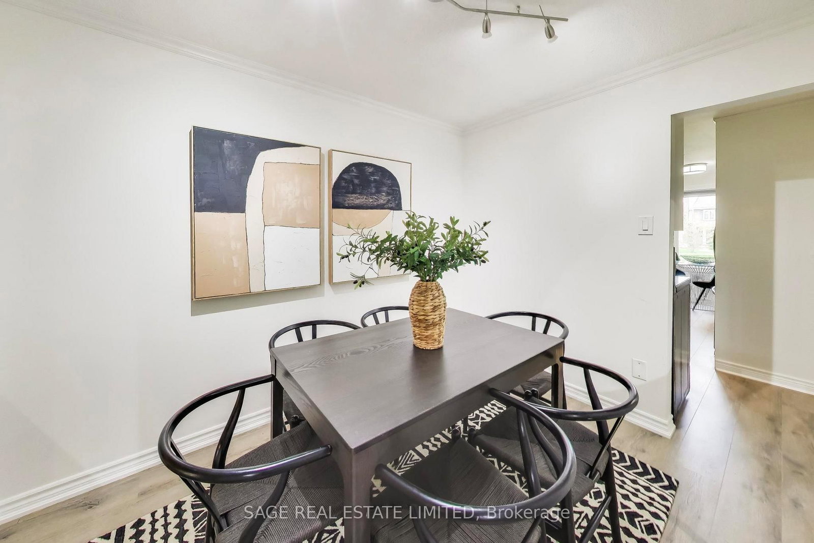 4208 Stonemason Crescent - Photo 11