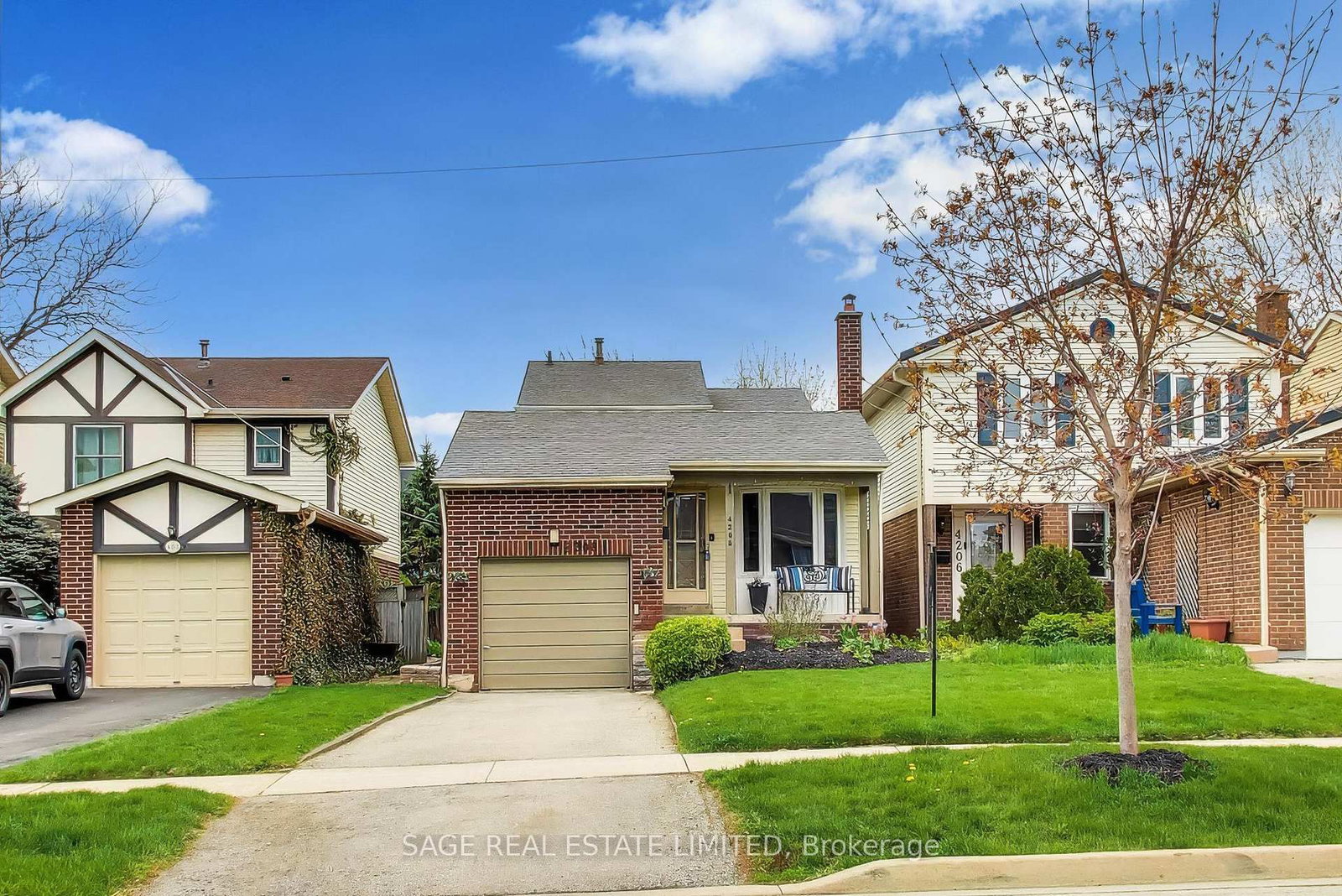 4208 Stonemason Crescent - Photo 4