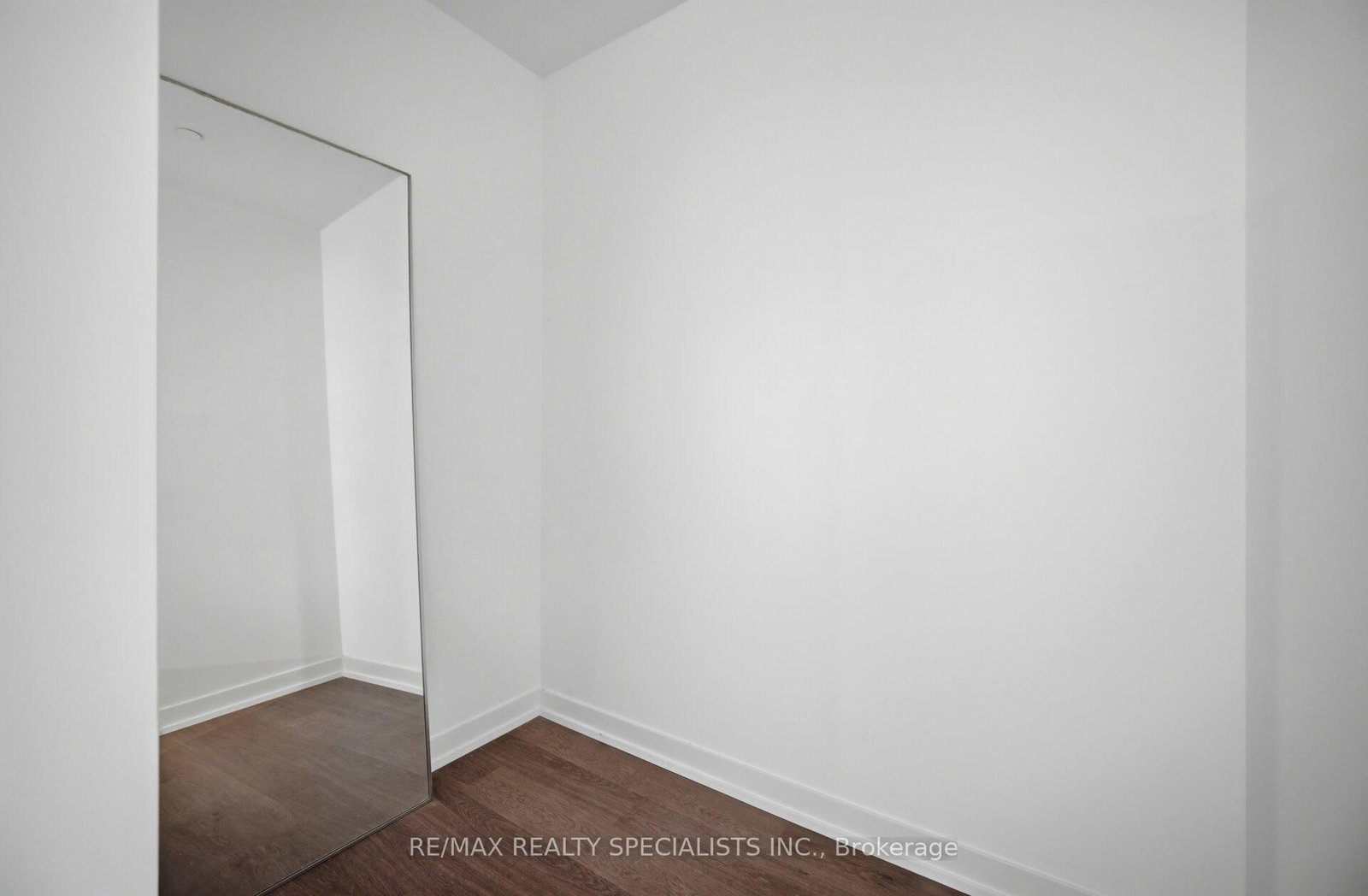 8 Fieldway Road, Unit 613 - Photo 31