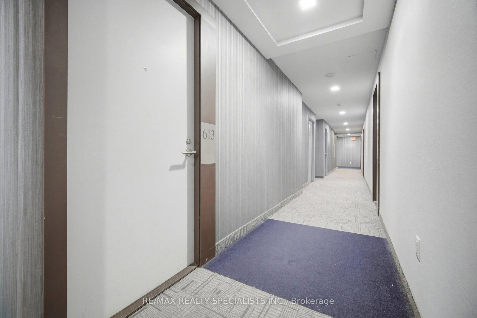 8 Fieldway Road, Unit 613 - Photo 5