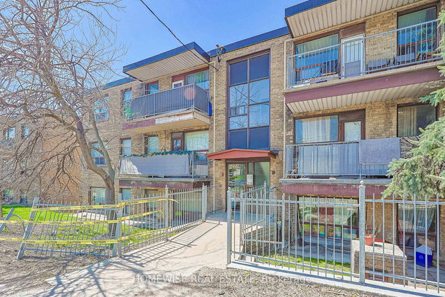 102 - 2208 Dufferin Street