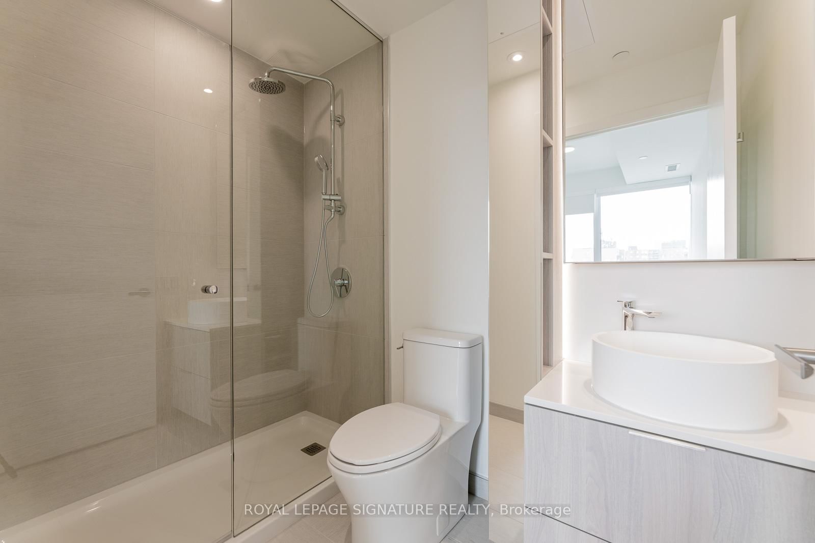 28 Ann Street, Unit 717 - Photo 18