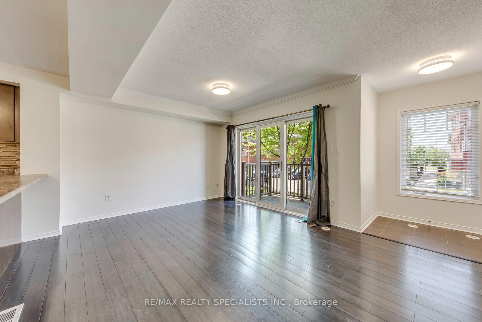 3250 Bentley Drive, Unit 3