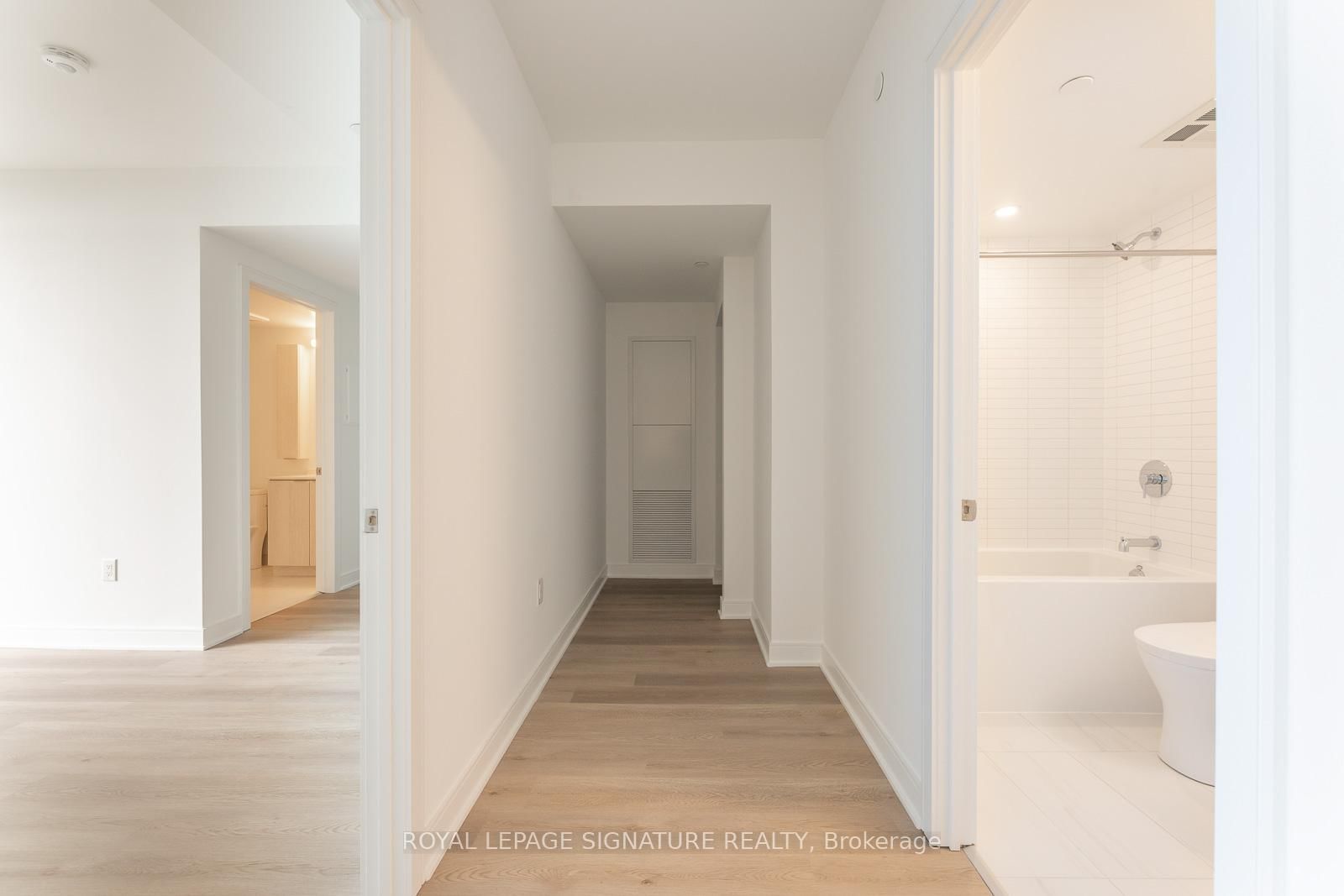 86 Dundas Street E, Unit 526 - Photo 12