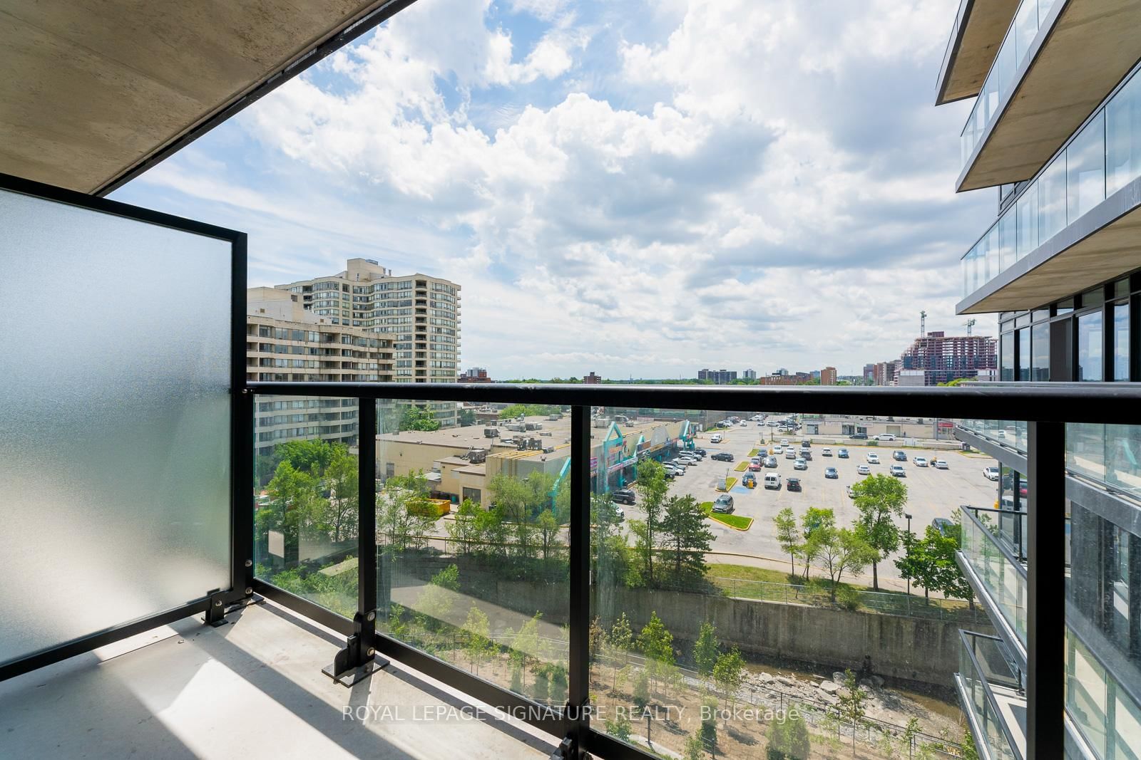 86 Dundas Street E, Unit 526 - Photo 20