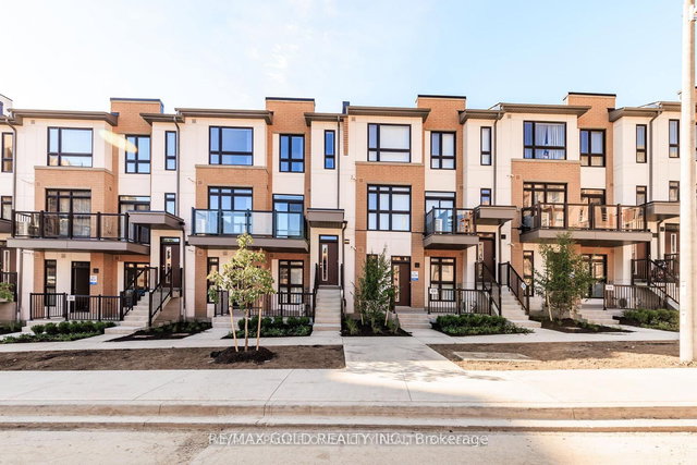 210 - 140 Canon Jackson Drive