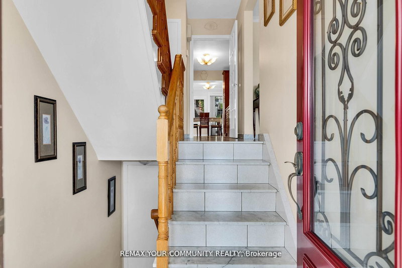 119 Dalrymple Dr, Toronto, M6N 4S2 | Image 3