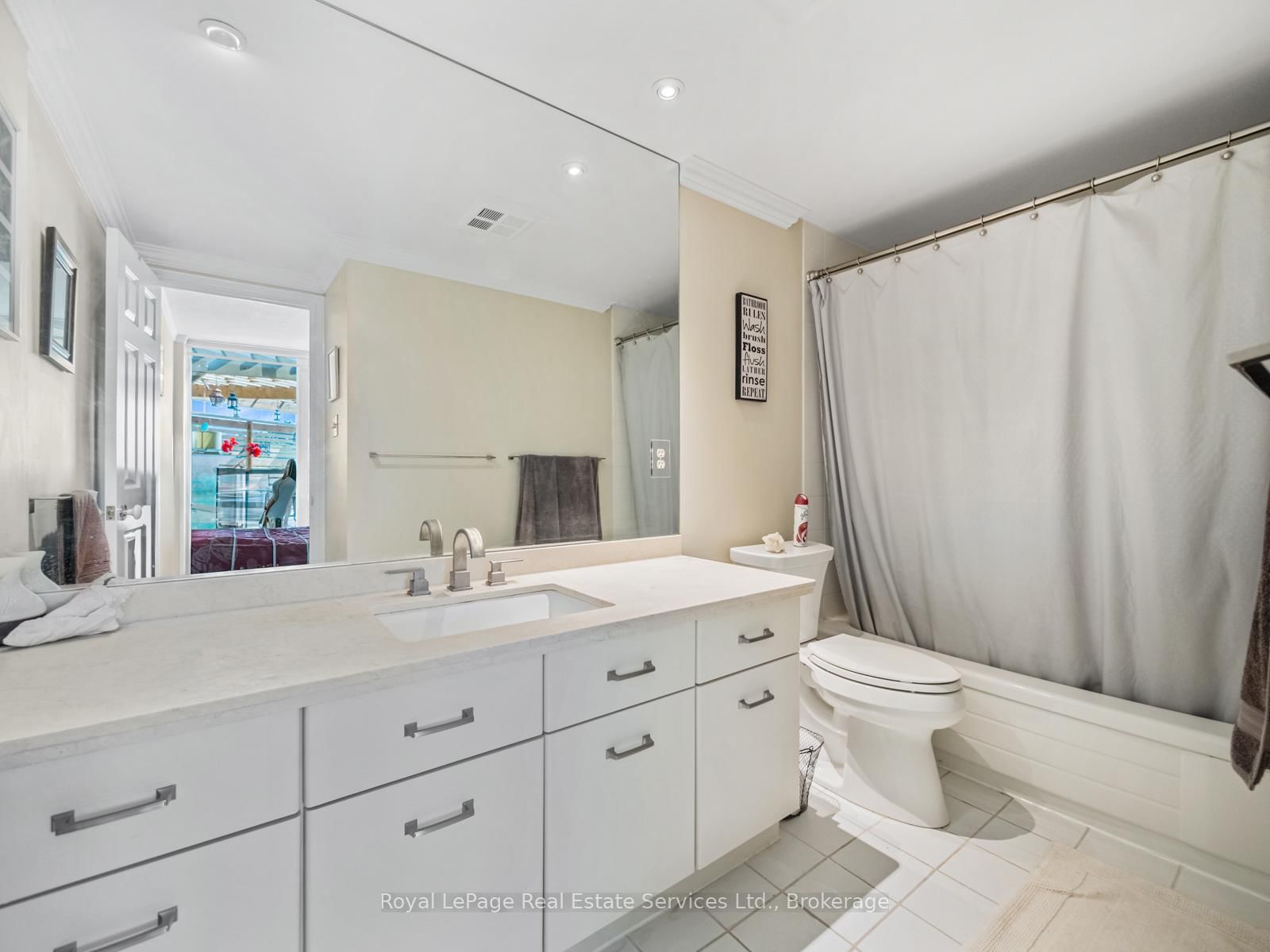 415 Locust Street • #310 • Burlington, ON photo 25