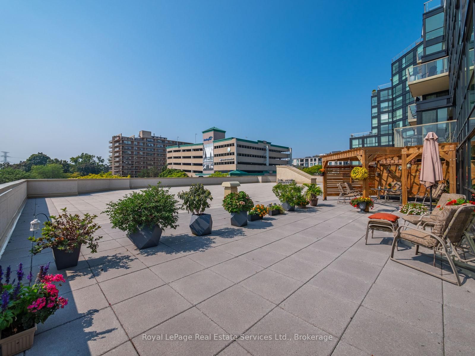 415 Locust Street • #310 • Burlington, ON photo 30