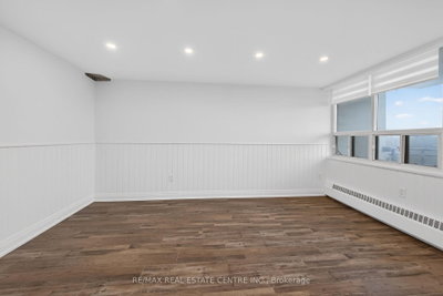 212 Kerr Oakville,ON L6K 3B1 — Photo 10