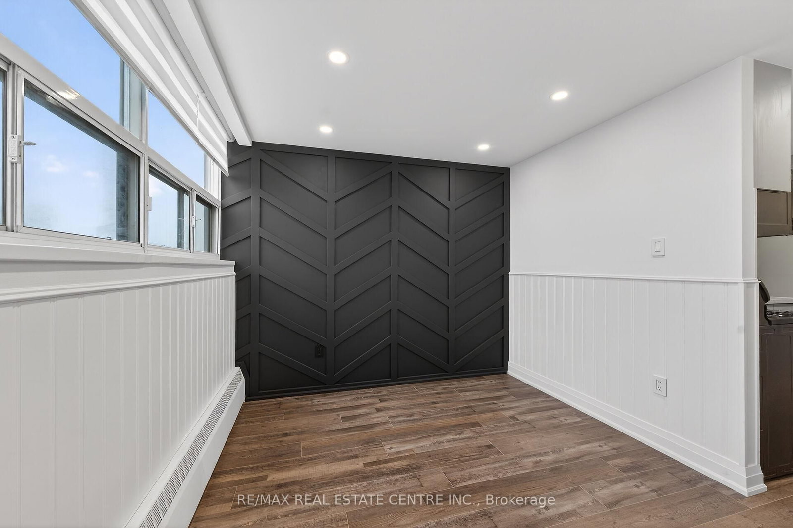 212 Kerr Oakville,ON L6K 3B1 — Photo 13