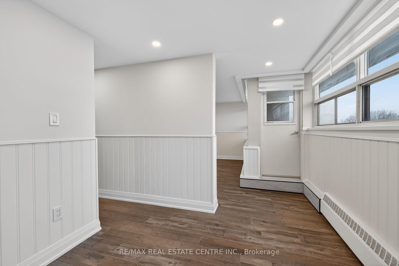 212 Kerr Oakville,ON L6K 3B1 — Photo 15