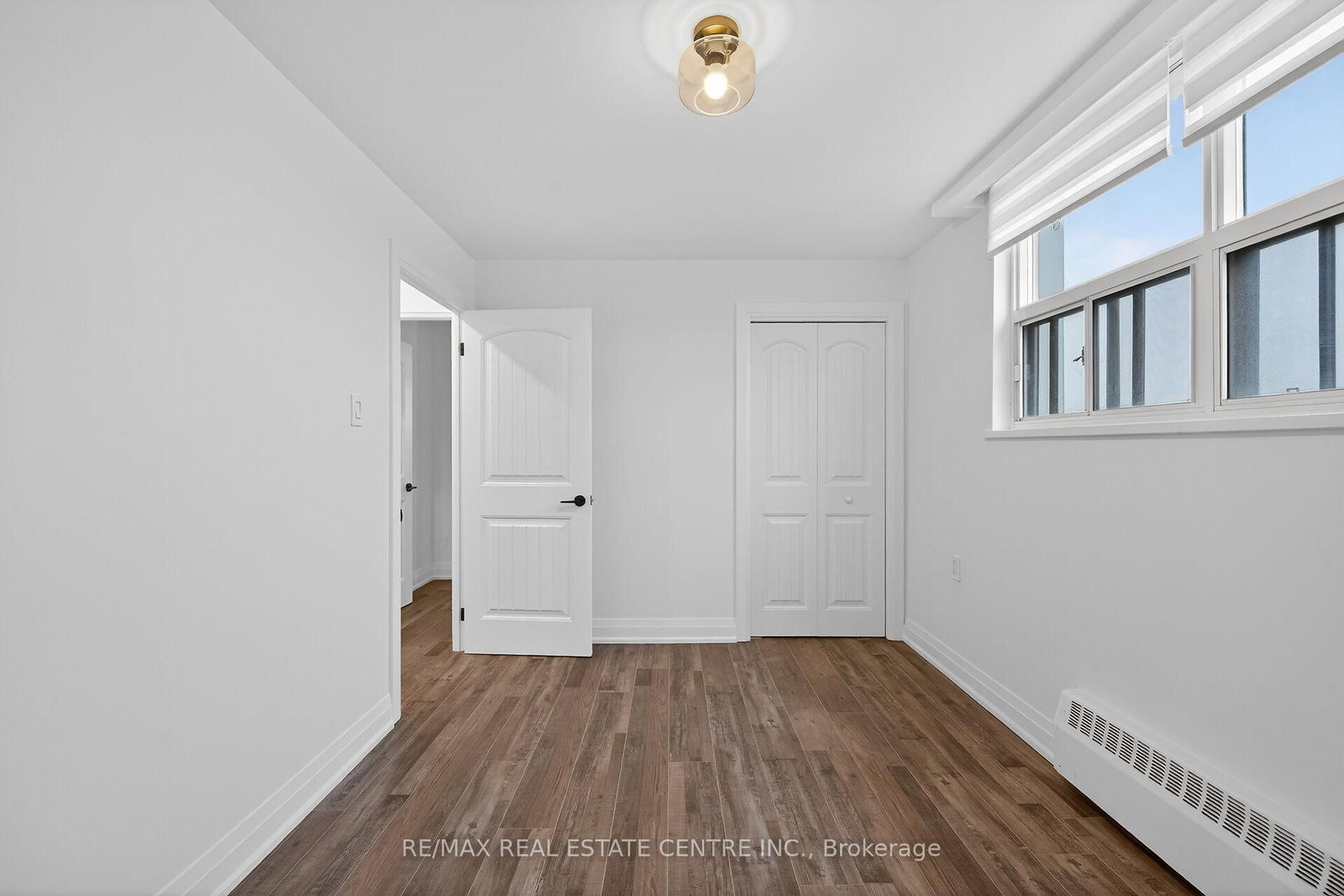 212 Kerr Oakville,ON L6K 3B1 — Photo 24