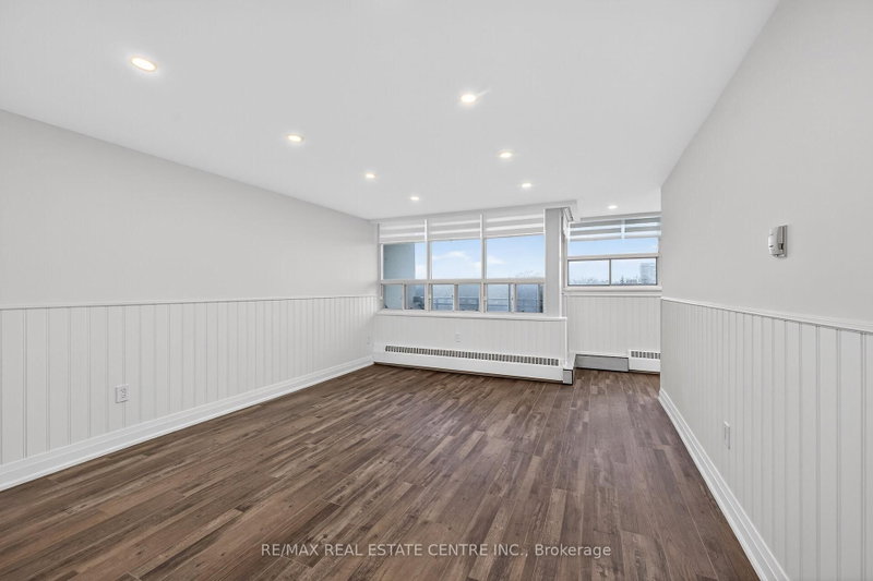212 Kerr Oakville,ON L6K 3B1 — Photo 9