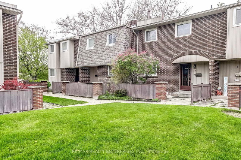 home for sale on 2-1306 Guelph Line