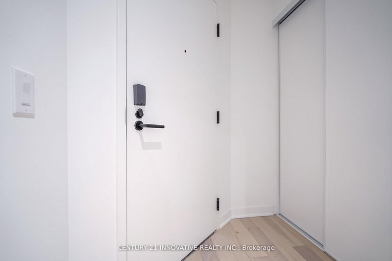 311 - 2625 Dundas St W, Toronto, M6P 1X9 | Image 3