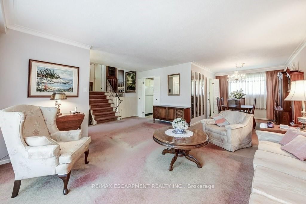 4356 Dublin Crescent • Burlington, ON photo 11
