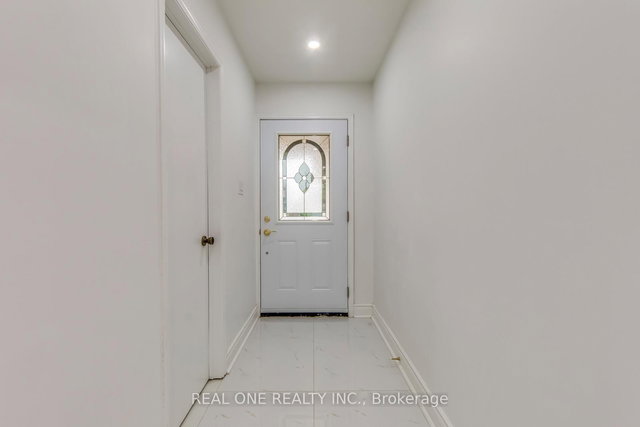 655 Paragon Place E