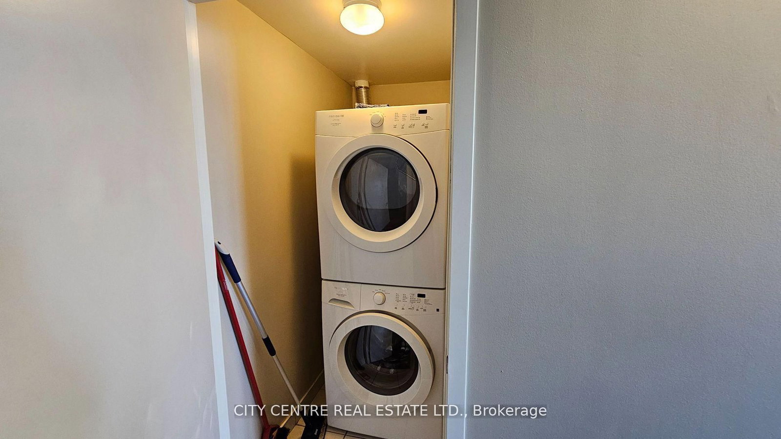 365 Prince Of Wales Drive, Unit 710 - Photo 10